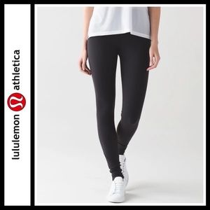 Lululemon wunderunder size 2